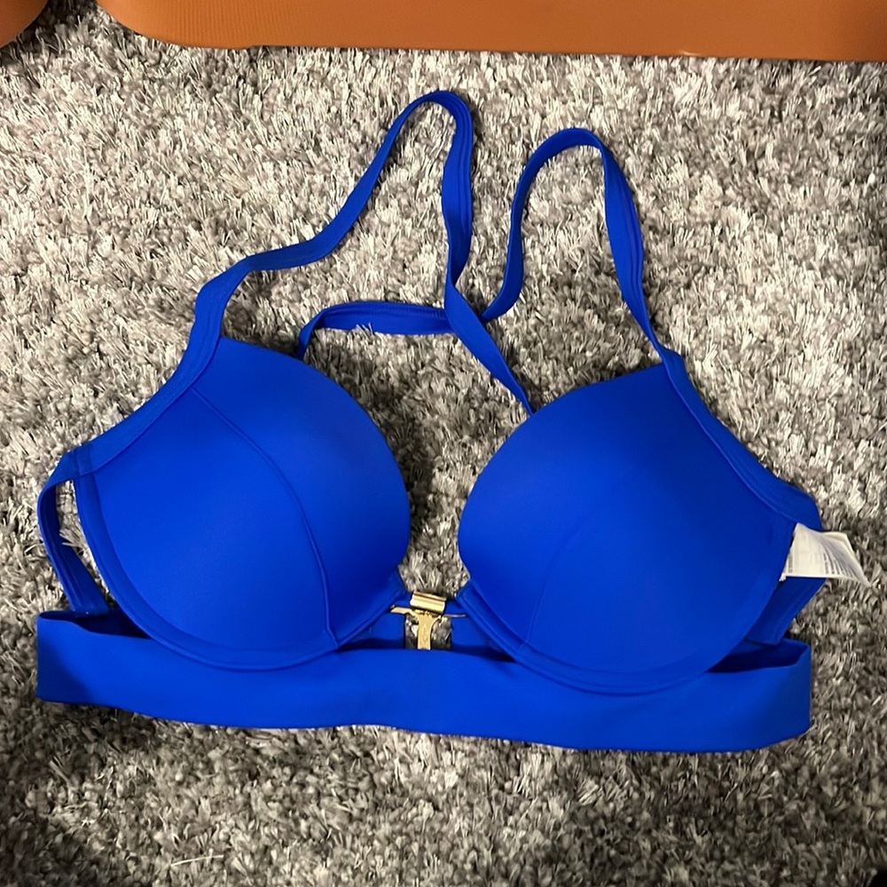 Abercrombie swim too Size 34 C